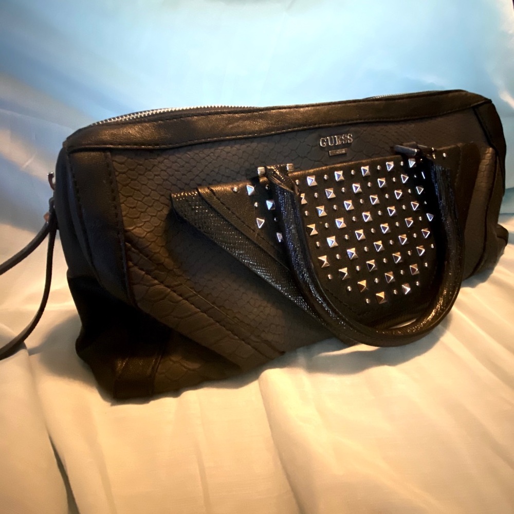 Guess stud front pocket purse